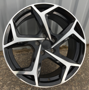 RACINGLINE R18x8 5X112 ET 44 57.1 XE182 (BK5512) Black Polished (MB) For VW (K4)