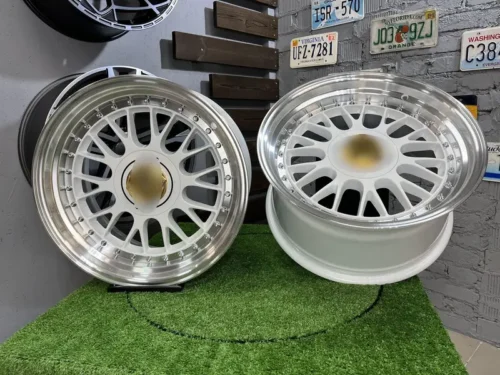 Laredo BBS LM style 17X8.5J 5X112/5X120 ET20 72.56 White with Diamond cut lip ( Audi A4/A6, VW Golf/Jetta, Mercedes E/S/SL/CL, BMW 3-5-6-8 E46/E90/E39/E60 )