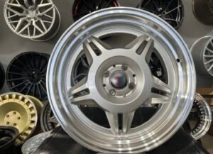 Alpina Spyder style for E30 17X8J 4X100 ET30 73.1 Silver with polished lip