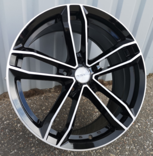 RACINGLINE R18x8 5X100 ET 40 73.1 D5276 Black Polished (MB) For RACIN