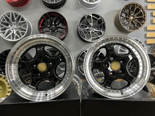 Porsche 964 Turbo speedline style 18X8J 5X130 ET50 71.56 Black with lip machined