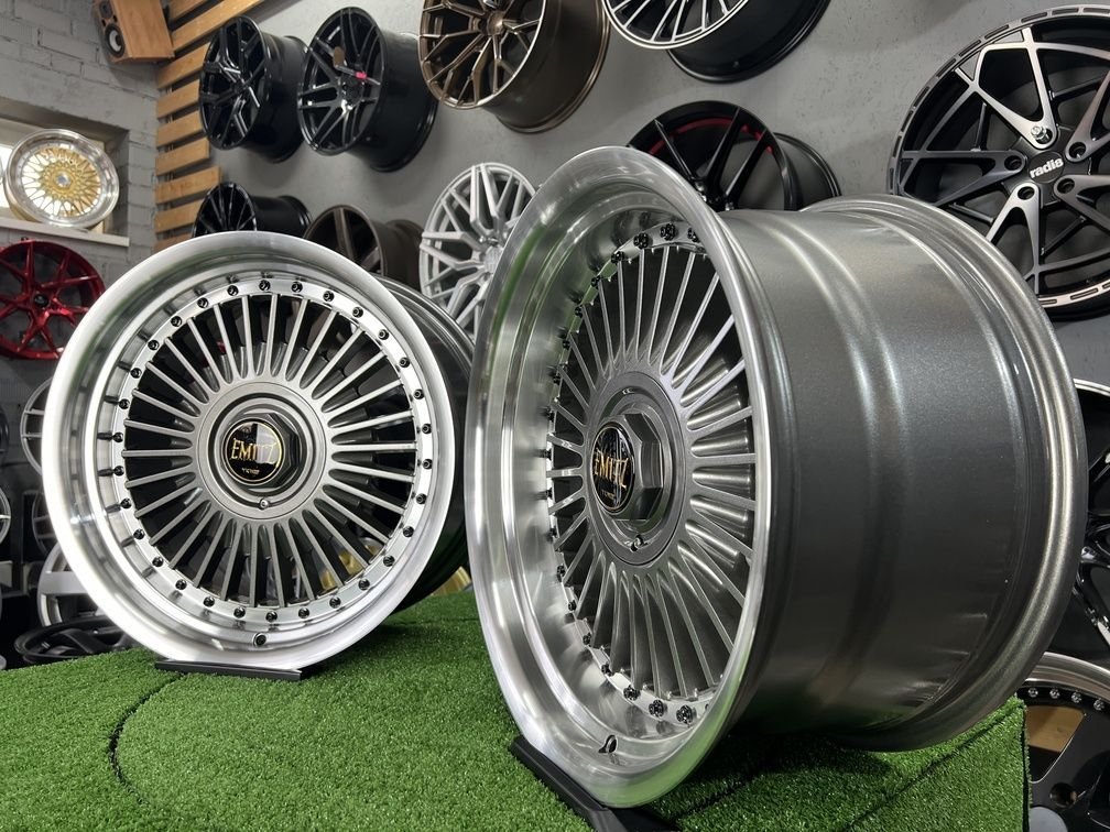 Work Emitz style 17X8J 4X100/5X100 ET20 73.1 Grey with polished lip 3