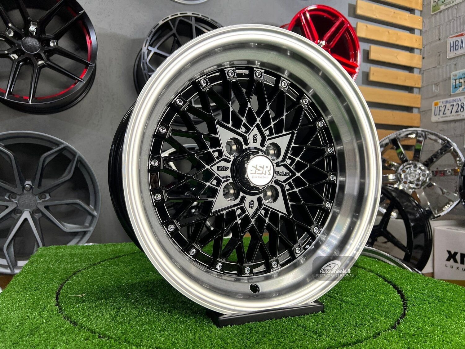 Soler SSR Mesh Formula Style 15X8.25J 4X100 ET20 73.1 Black with polished lip 3