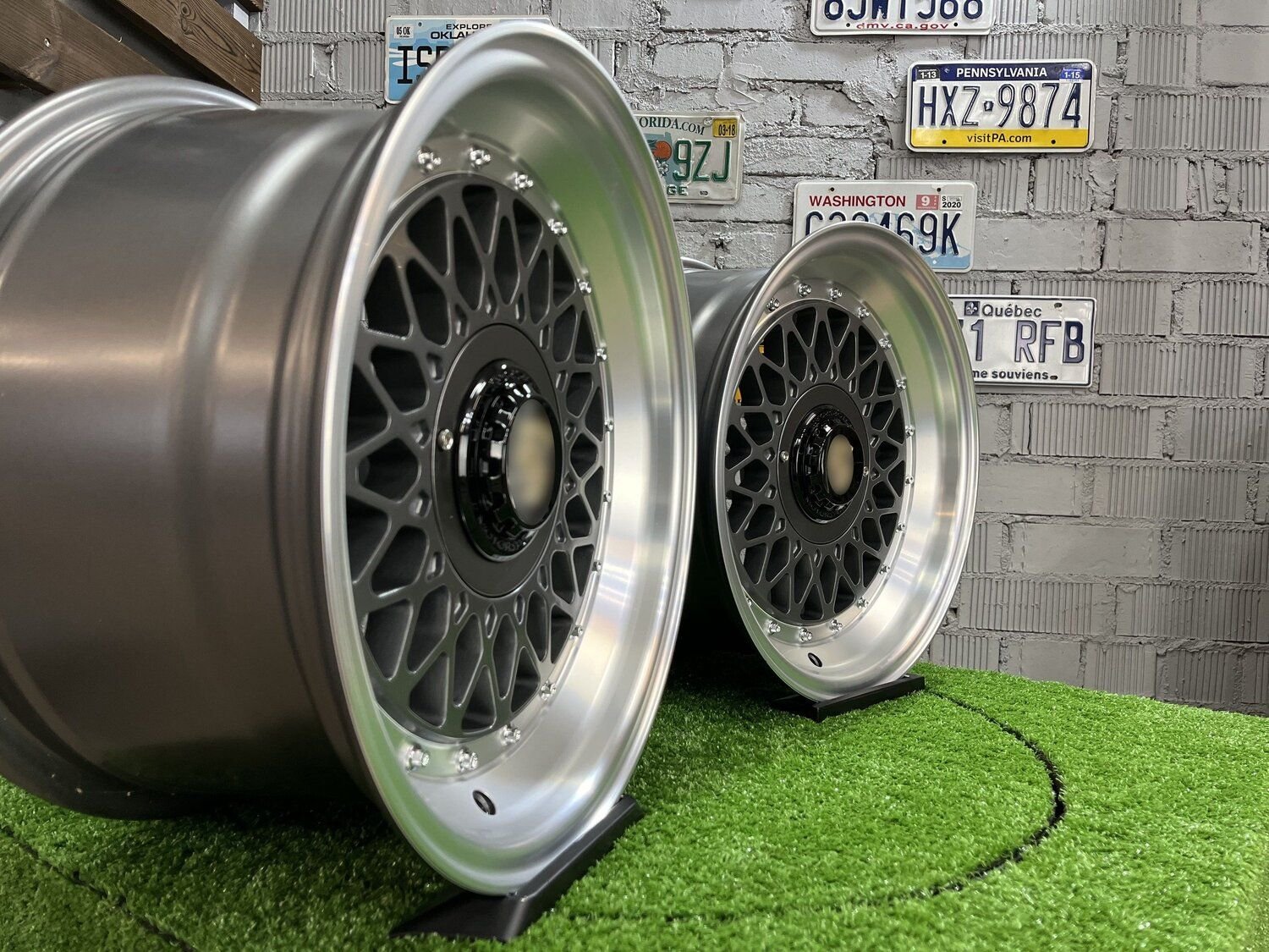 Porsche Mesh Mags BBS Design 15X8J 4X100/4X108 ET25 73.1 Grey gunmetal with polished lip ( BMW E30, VW Golf/Jetta, AUDI 80/90/200/Coupe ) 5
