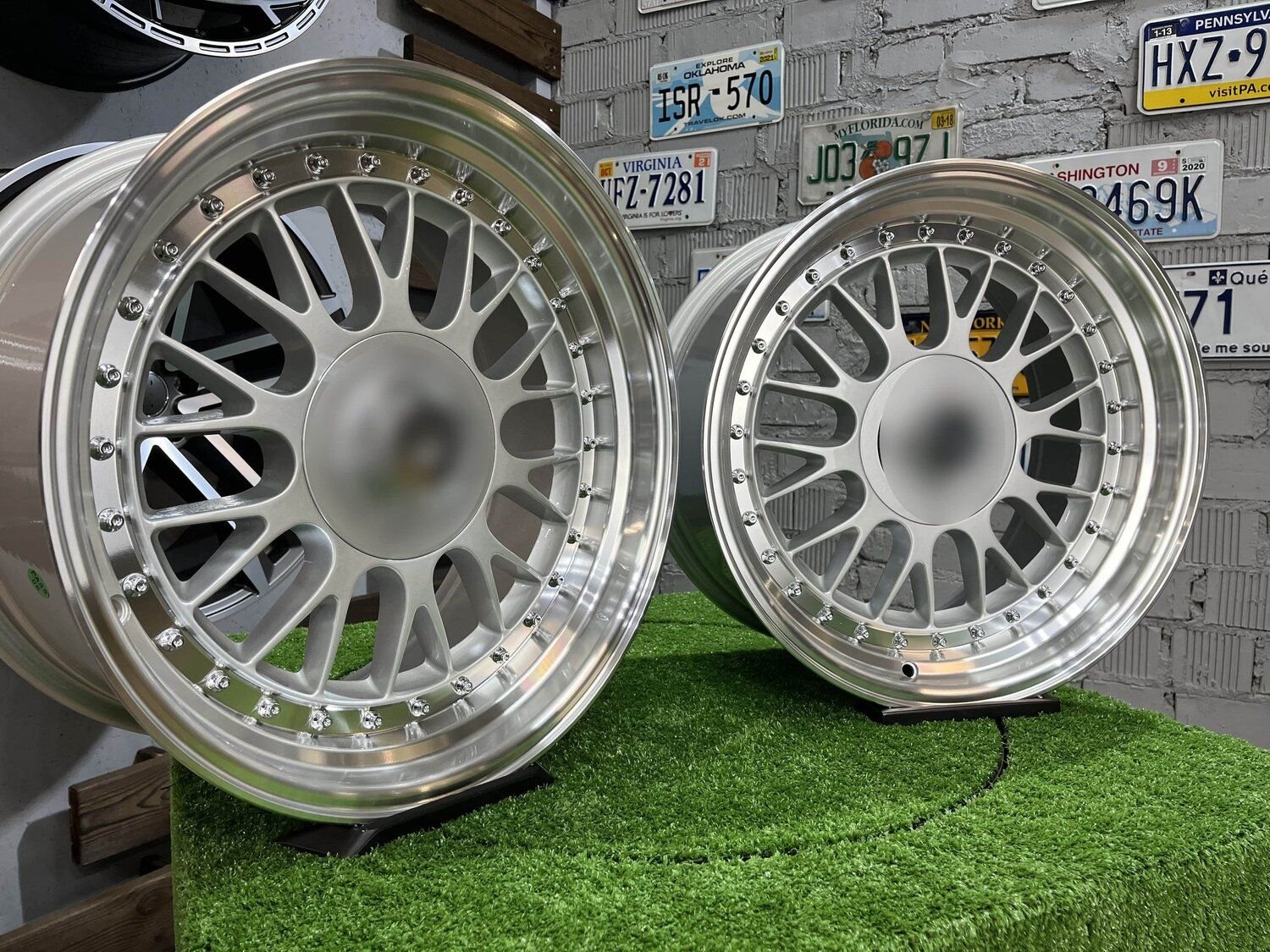 Laredo BBS LM style 17X8.5J 5X112/5X120 ET20 73.1 Silver with Diamond cut lip ( Audi A4/A6, VW Golf/Jetta, Mercedes E/S/SL/CL, BMW 3-5-6-8 E46/E90/E39/E60 ) 4