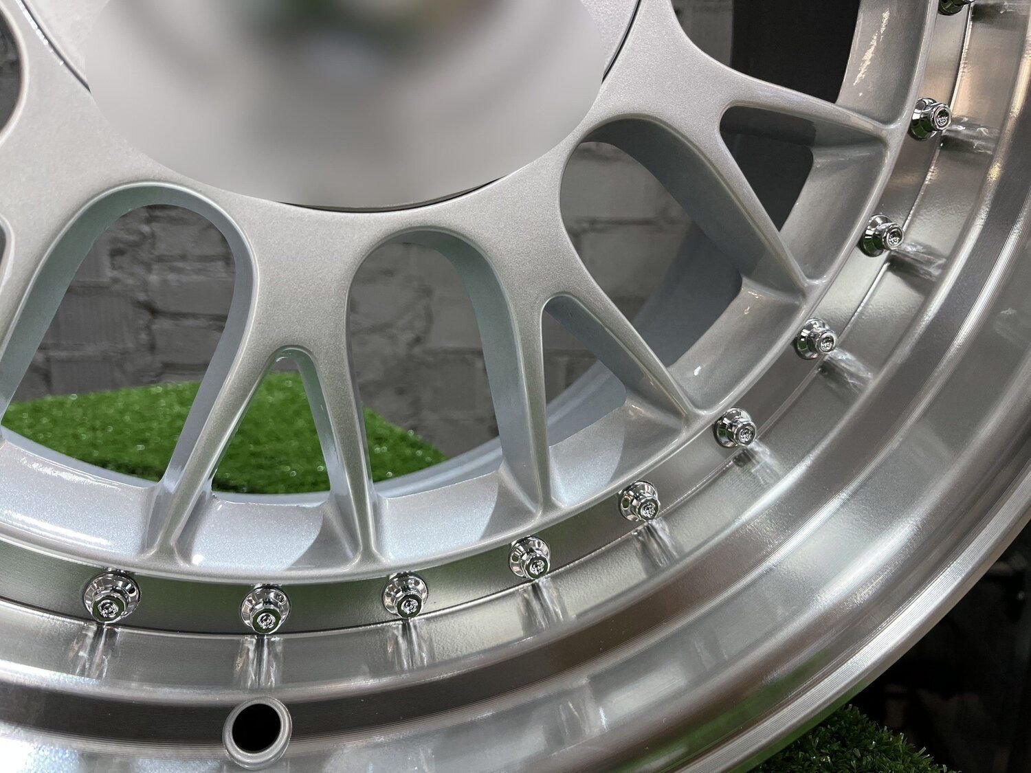 Laredo BBS LM style 17X8.5J 5X112/5X120 ET20 73.1 Silver with Diamond cut lip ( Audi A4/A6, VW Golf/Jetta, Mercedes E/S/SL/CL, BMW 3-5-6-8 E46/E90/E39/E60 ) 6