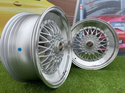 BBS RS Slant Lip Style 17X7.5J 4X100/4X108 ET35 73.1 Silver with Diamond Cut lip and chrome rivets (BMW E30, VW Golf/Jetta, AUDI 80/90/200/Coupe, Ford Escort)