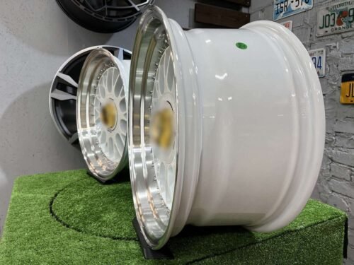 Laredo BBS LM style 17X8.5J 5X112/5X120 ET20 72.56 White with Diamond cut lip ( Audi A4/A6, VW Golf/Jetta, Mercedes E/S/SL/CL, BMW 3-5-6-8 E46/E90/E39/E60 )