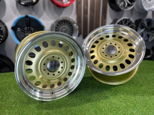 VW Classic Steel Design15X8J 4X100/5X100 ET25 73.1 Gold with Diamond Cut lip ( BMW E30, VW Golf/Jetta, AUDI 80/Coupe/A3, Mazda MX )