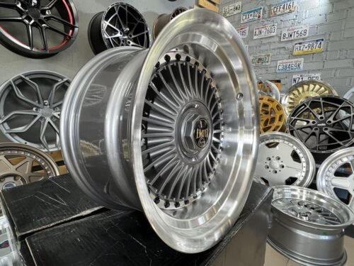 Emitz Grey JDM style 15X8J 4X100/5X100 ET0 73.1 Grey with polished lip