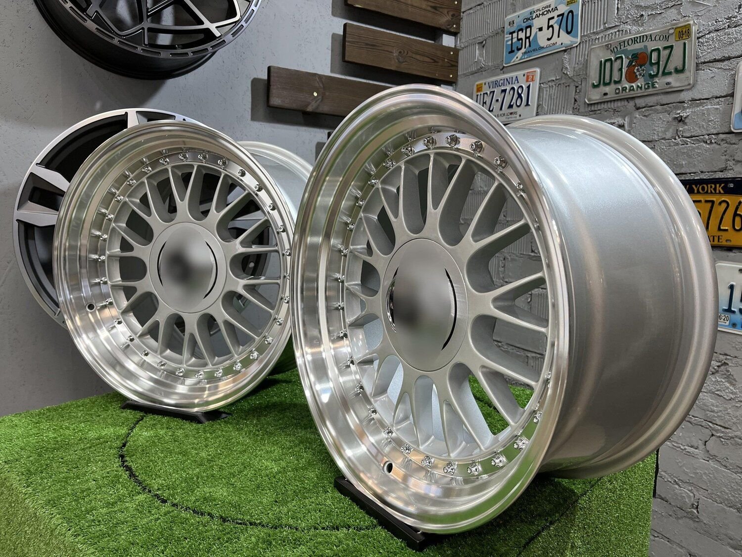 Laredo BBS LM style 17X8.5J 5X112/5X120 ET20 73.1 Silver with Diamond cut lip ( Audi A4/A6, VW Golf/Jetta, Mercedes E/S/SL/CL, BMW 3-5-6-8 E46/E90/E39/E60 ) 9