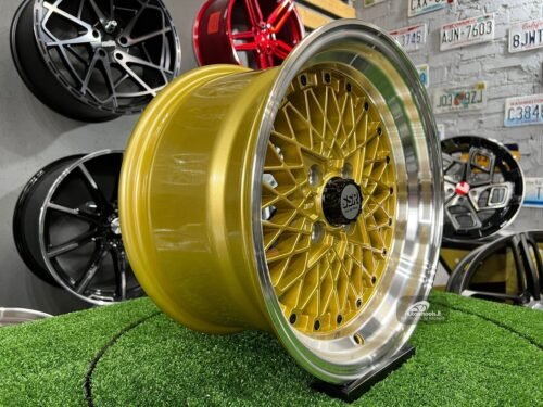 Soler SSR Mesh Formula Style 15X8.25J 4X100 ET20 73.1 Gold with polished lip