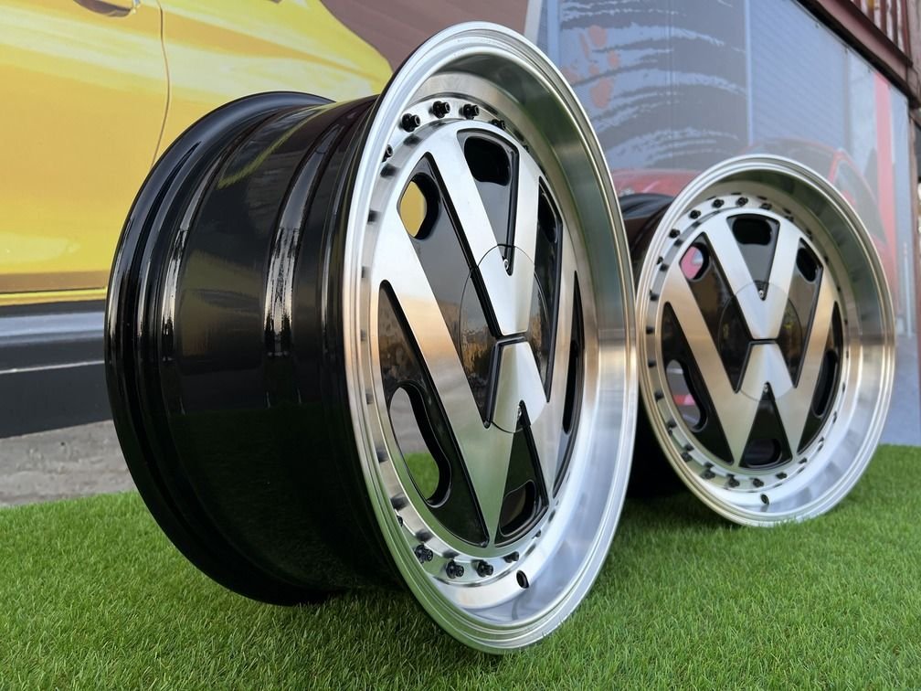 VW Classic style 17X7.5J 5X100 ET30 57.1 Black with face machined 8