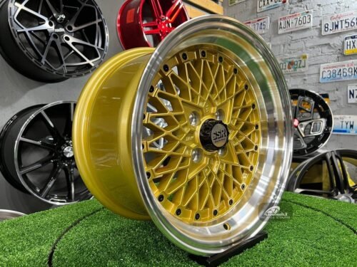 Soler SSR Mesh Formula Style 15X8.25J 4X100 ET20 73.1 Gold with polished lip