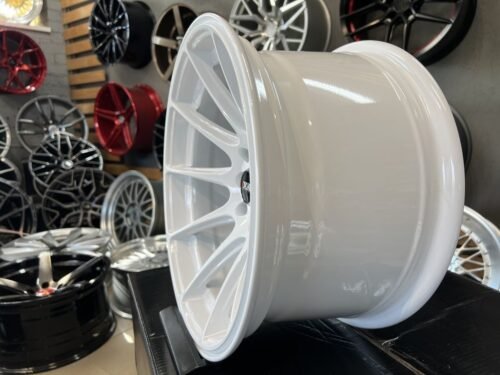 JDM Multi spoke 15X8.25J 4X100/4X114.3 ET0 73.1 White