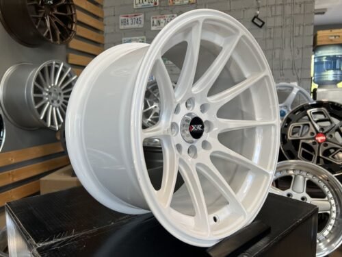 JDM Multi spoke 15X8.25J 4X100/4X114.3 ET0 73.1 White