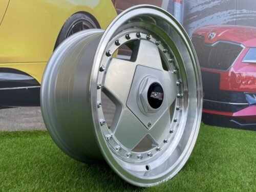 Bahar Borbet A Style 15X7J 4X100/4X108 ET30 73.1 Silver with Diamond Cut lip