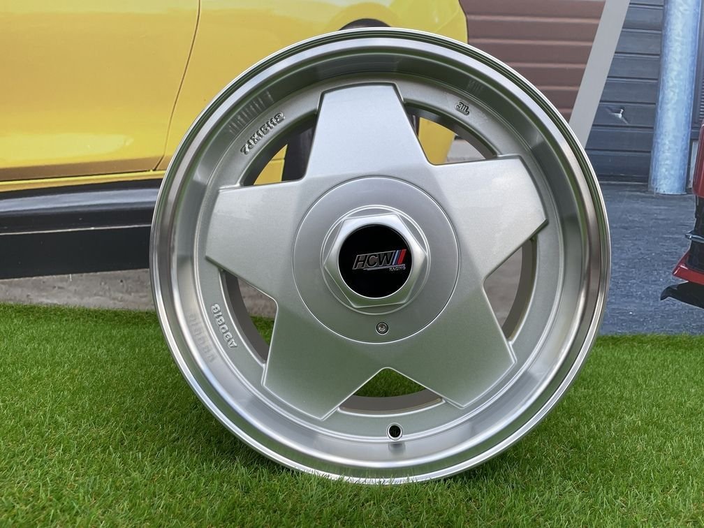 Arman Borbet A Style 15X7.5J 4X100/4X108 ET18 73.1 Silver with Diamond Cut lip
