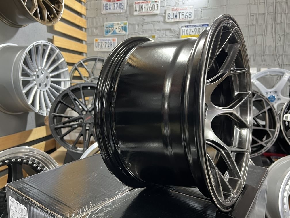 HRE Concave style 15X8.25J 4X100 ET0 73.1 Hyper black 8