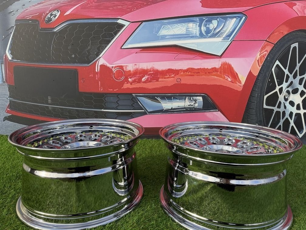 HVN Rotiform Style  R15X8J 4X100 ET10 73.1 Black chrome with Gold Rivets 6