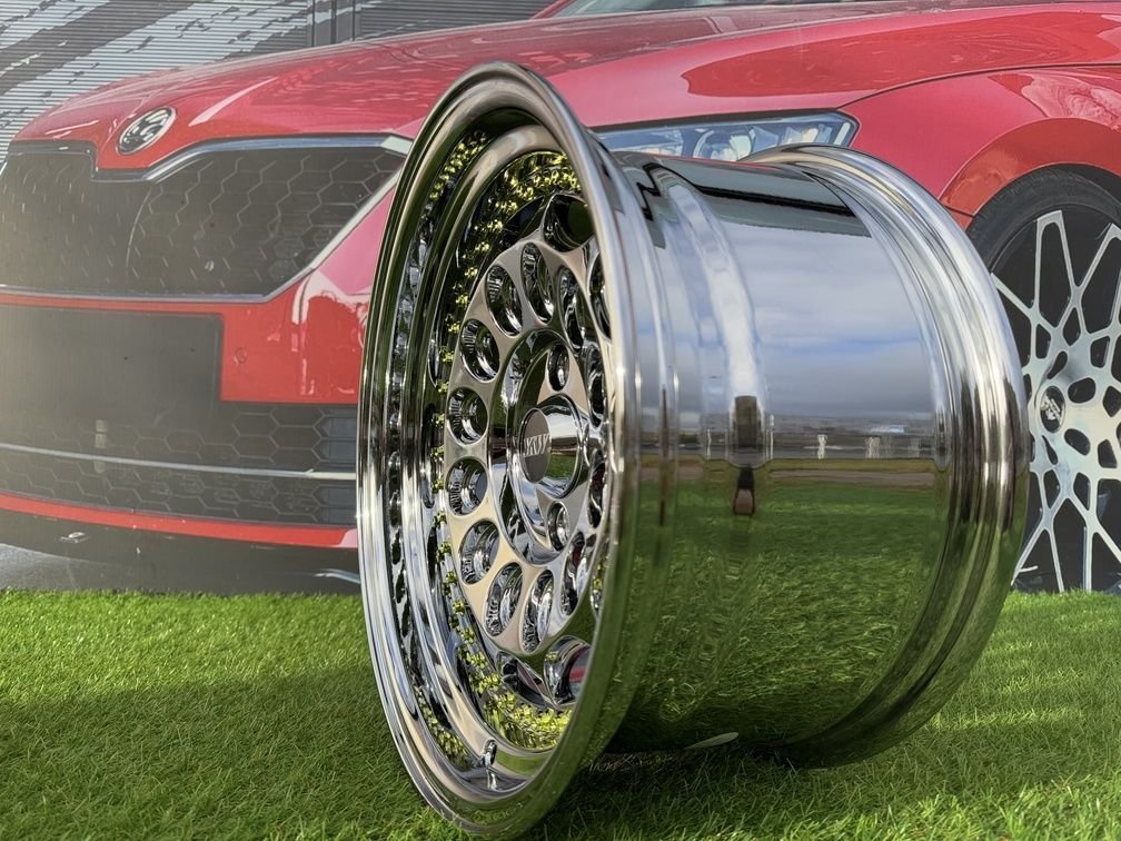 HVN Rotiform Style  R15X8J 4X100 ET10 73.1 Black chrome with Gold Rivets 10