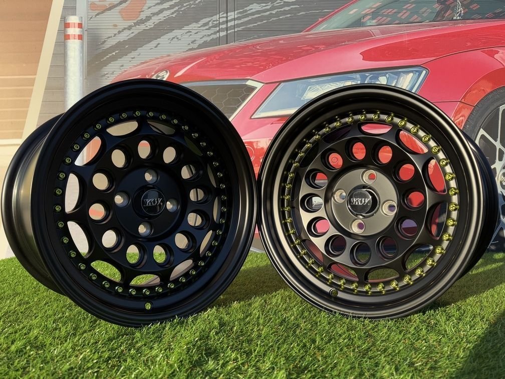 HVN Rotiform Style  R15X8J 4X100 ET10 73.1 Matt Black with Gold rivets