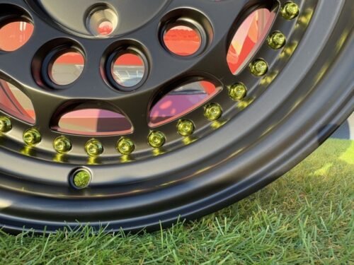 HVN Rotiform Style  R15X8J 4X100 ET10 73.1 Matt Black with Gold rivets