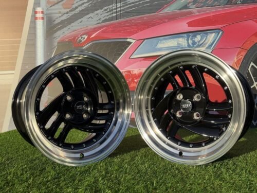 HIRO V1-R Style  R15X8.5J 4X100 ET10 73.1 Gloss Black with Diamond cut lip