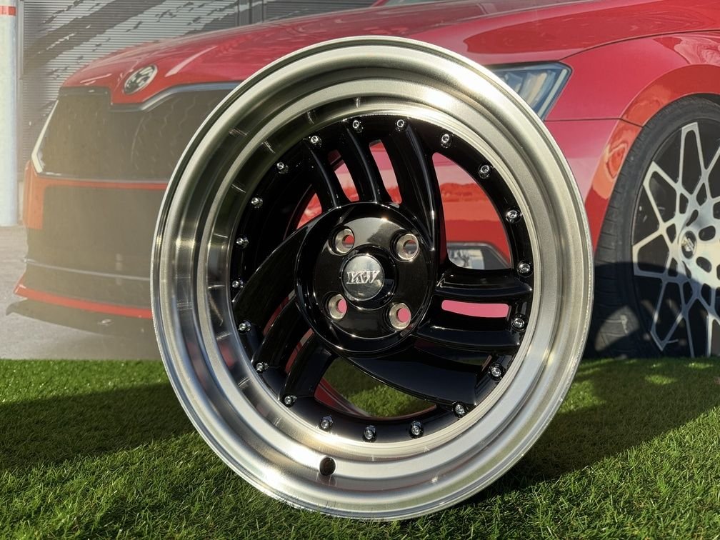 HIRO V1-R Style  R15X8.5J 4X100 ET10 73.1 Gloss Black with Diamond cut lip 8
