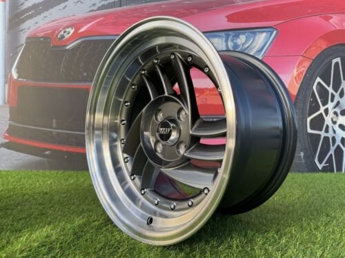 HIRO V1-R Style R15X8.5J 4X100 ET10 73.1 Grey with Diamond cut lip and silver rivets