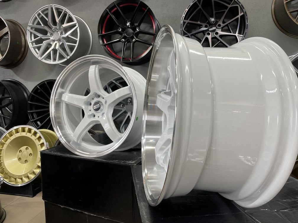 JDM Work Concept Style 18X8.5 5X114.3 ET28 73.1 White with machined lip 2