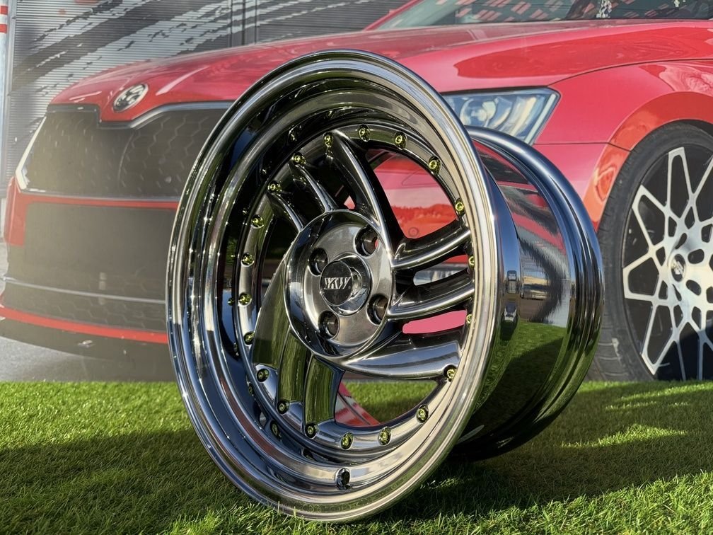 HIRO V1-R Style R15X8.5J 4X100 ET10 73.1 Black chrome with gold rivets 10