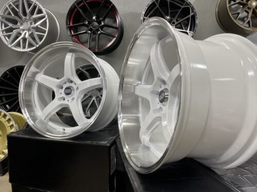 JDM Work Concept Style 18X9.5 5X114.3 ET22 73.1 White with machined lip