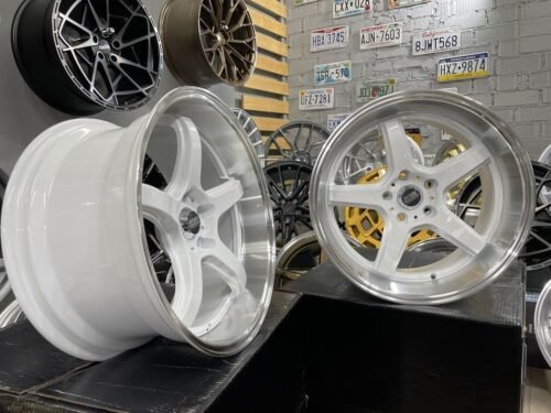 JDM Work Concept Style 18X9.5 5X114.3 ET22 73.1 White with machined lip