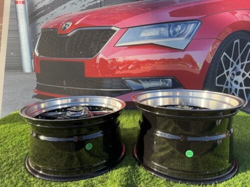 Ferrari Azev Type A Style R17X10J 5X112/5X120 ET15 72.6 Gloss Black with Diamond cut lip and gold Rivets