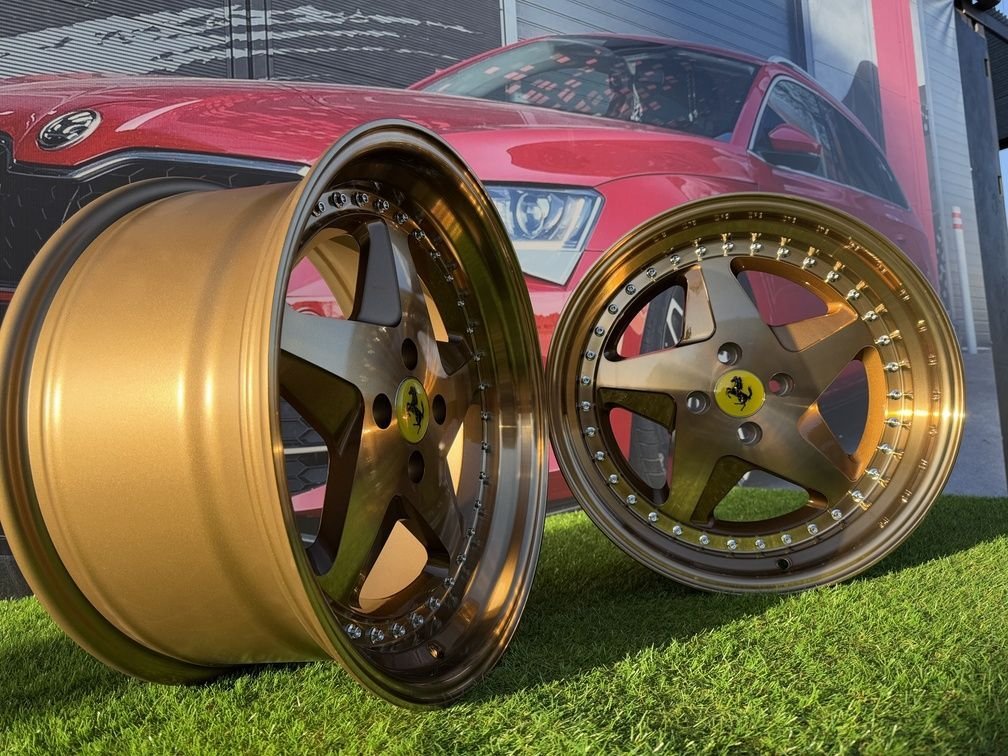 Ferrari 348 Style R17X8.5J 4X100 ET30 73.1 Bronze with silver rivets 3