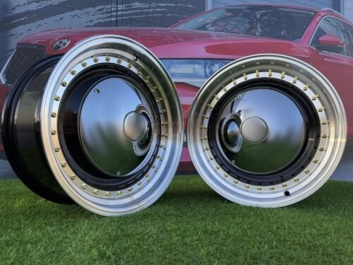 Smoothie Classic Style R17X7.5J 5X100/5X112 ET30 73.1 Gloss Black with Diamond cut lip and gold rivets