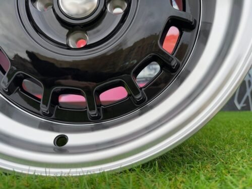 VW Classic Steel Type 2 Style R15X8.25J 4X100 ET20 73.1 Black