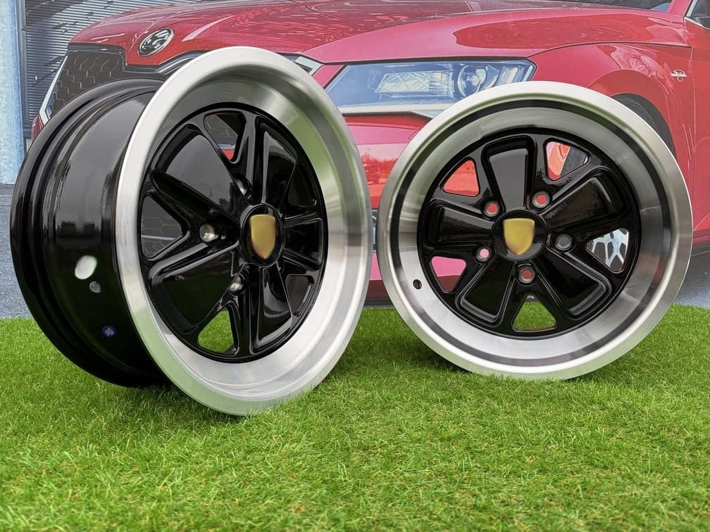 Porsche Fuchs Style R16X8J 5X130 ET10.6 71.6 Gloss Black with Milled Lip 2
