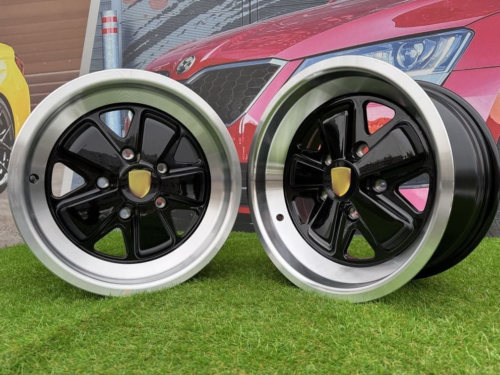 Porsche Fuchs Style R16X8J 5X130 ET10.6 71.6 Gloss Black with Milled Lip 4