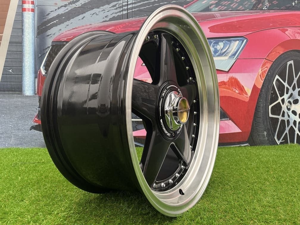 Ferrari Azev Type A Style R17X8.5J 4X100/5X100 ET25 73.1 Black 9