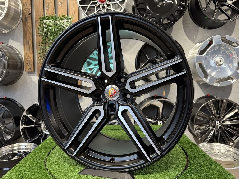 Haxer HF1 20X9J 5X114.3 ET35 73.1 Black polished 2