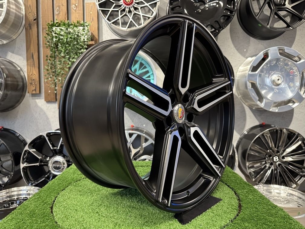 Haxer HF1 20X9J 5X114.3 ET35 73.1 Black polished 6