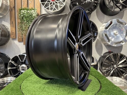 Haxer HF1 20X9J 5X114.3 ET35 73.1 Black polished