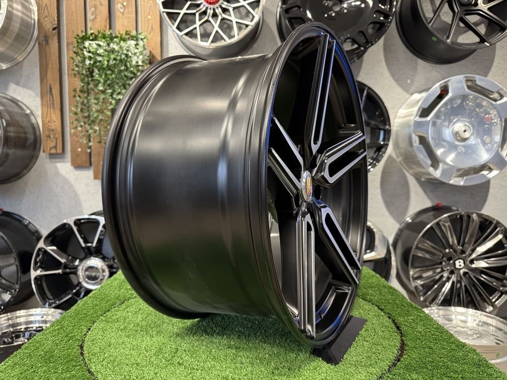 Haxer HF1 20X9J 5X114.3 ET35 73.1 Black polished 7