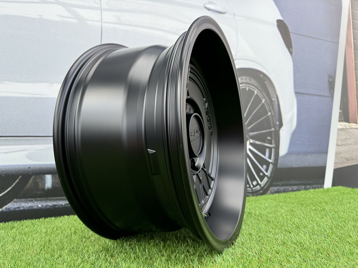 Negu N05 R17X8.5J 6X139.7 ET0 110 Satin Black 9