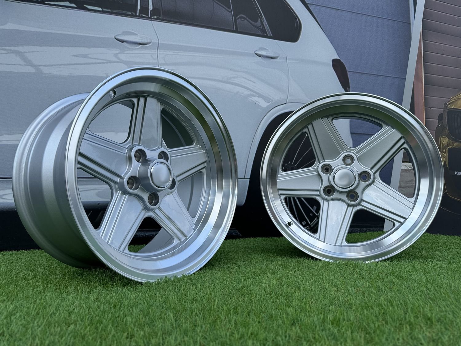 Mercedes Benz AMG Penta style R17x9 5X112 ET12 66.6 Silver with diamond cut lip 3