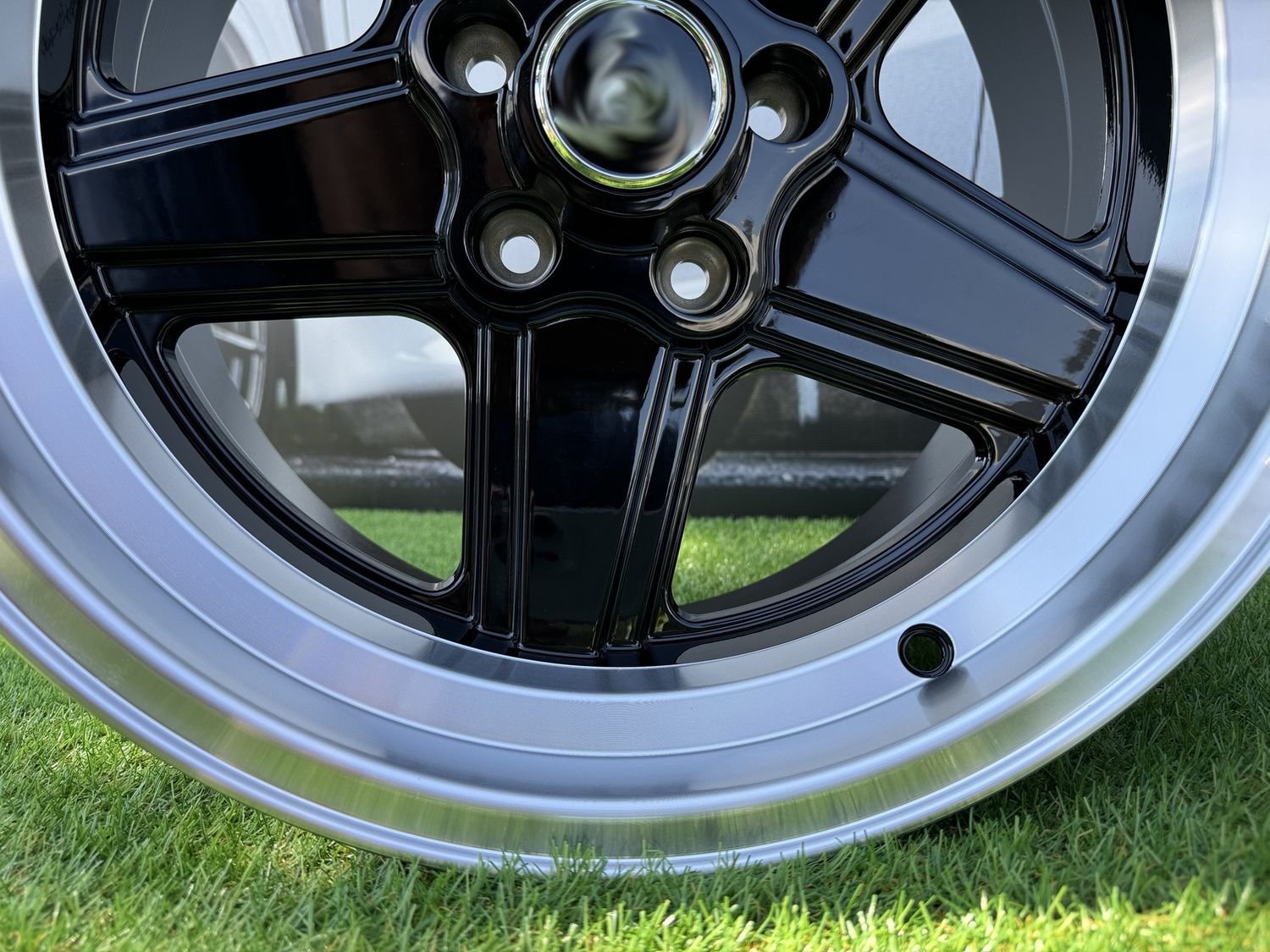 Mercedes Benz AMG Penta style R17x8 5X112 ET12 66.6 Black with Diamond Cut lip 10