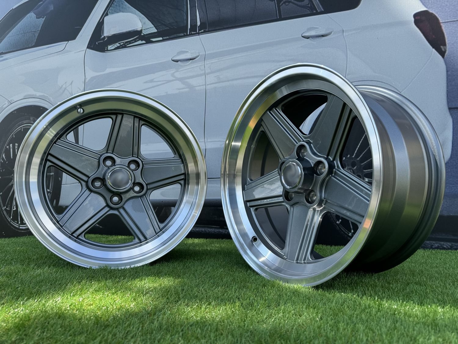 Mercedes Benz AMG Penta style R17x8 5X112 ET12 66.6 Gunmetal with Diamond Cut lip 9