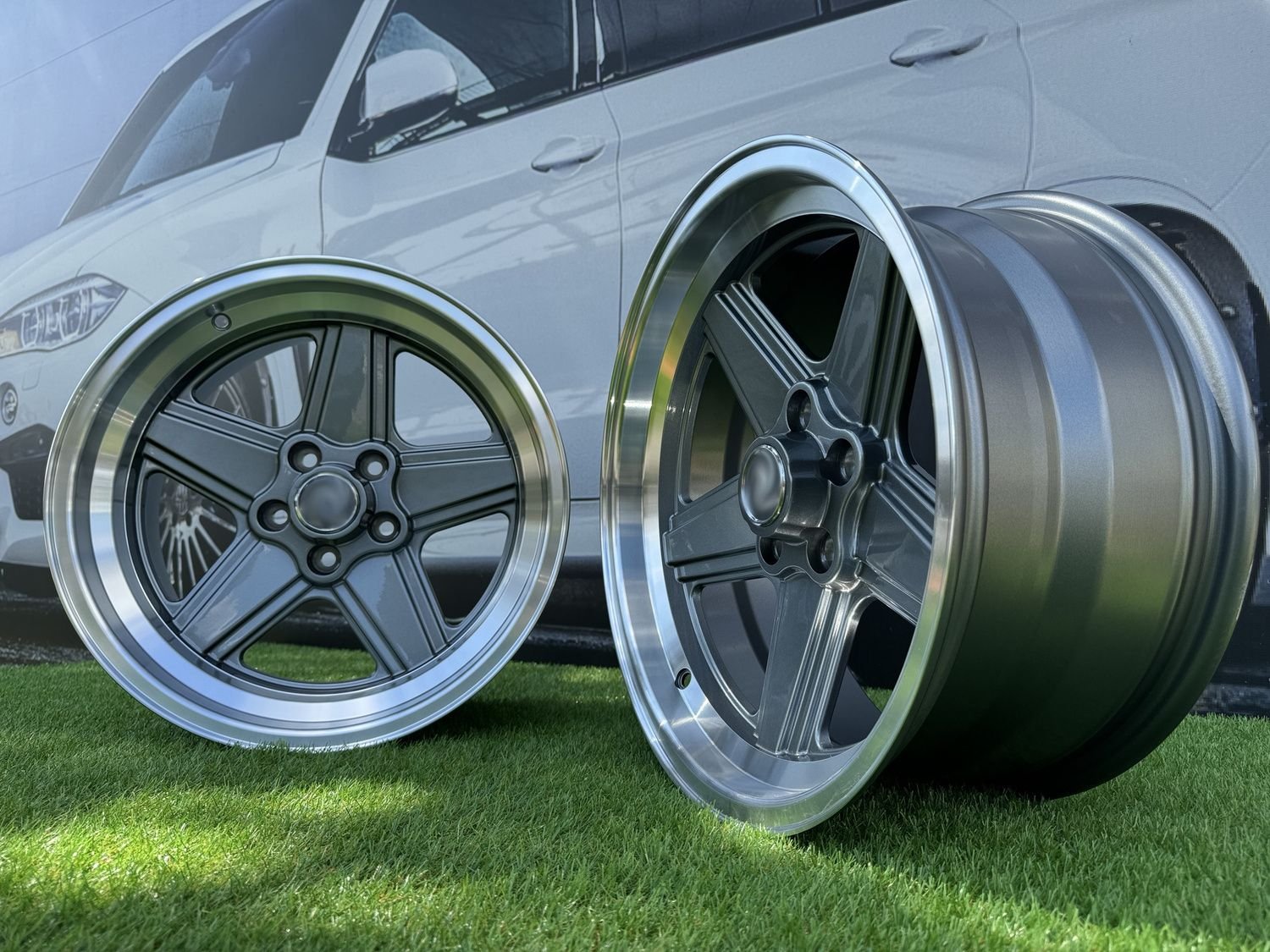 Mercedes Benz AMG Penta style R17x8 5X112 ET12 66.6 Gunmetal with Diamond Cut lip 10